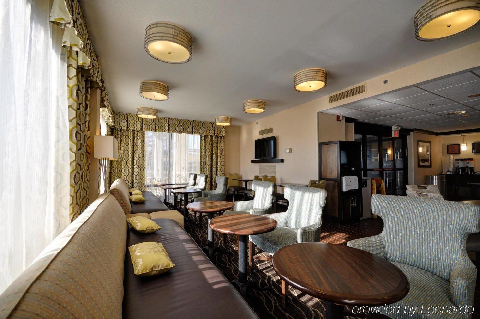 Hampton Inn Detroit Northville Buitenkant foto