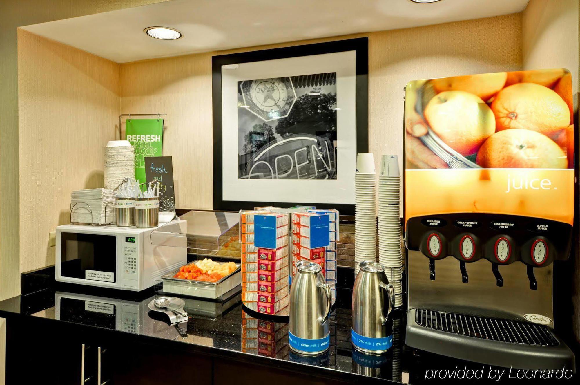 Hampton Inn Detroit Northville Buitenkant foto