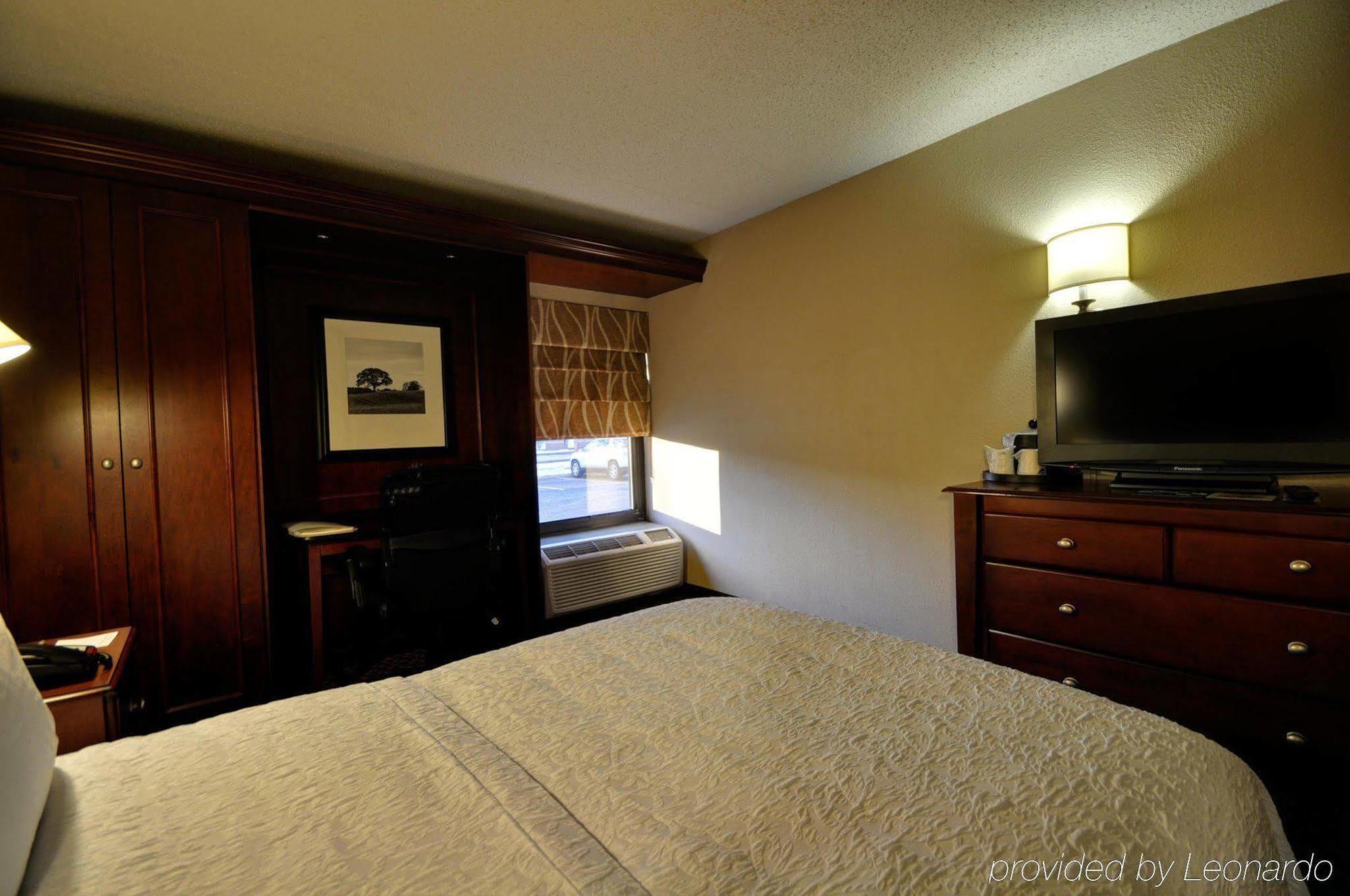 Hampton Inn Detroit Northville Buitenkant foto