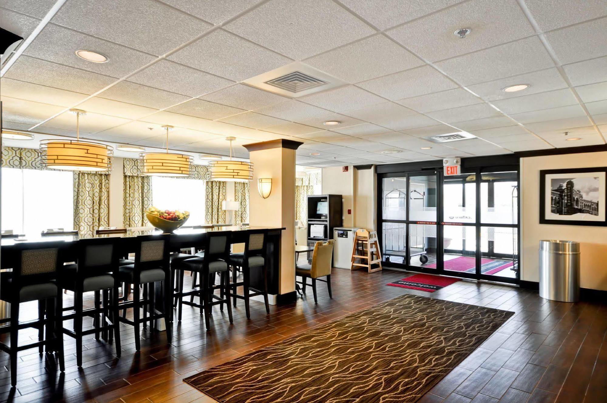Hampton Inn Detroit Northville Buitenkant foto